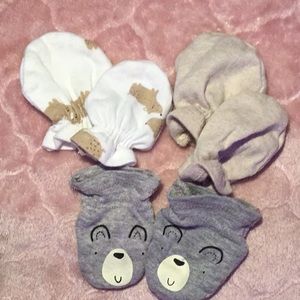 Newborn mittens